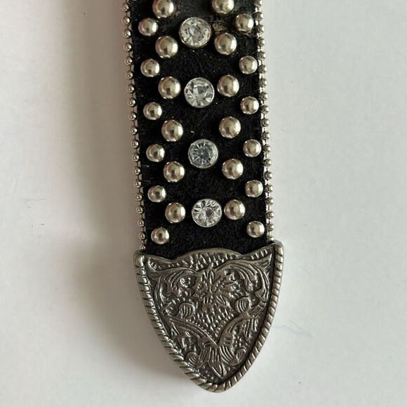 Guess Black Suede Studded Western Style Belt Silver Buckle Size Large - Picture 8 of 9